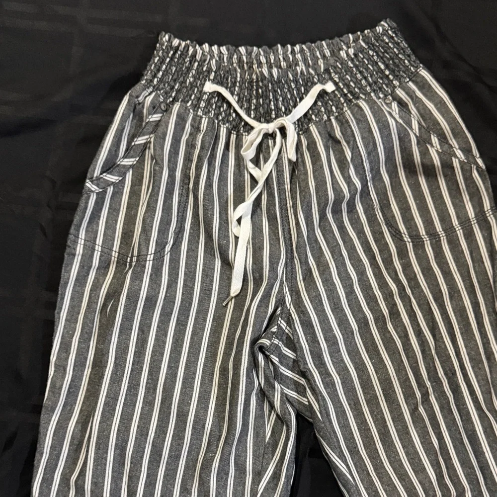 Striped Drawstring Pants - Picture 3 of 7